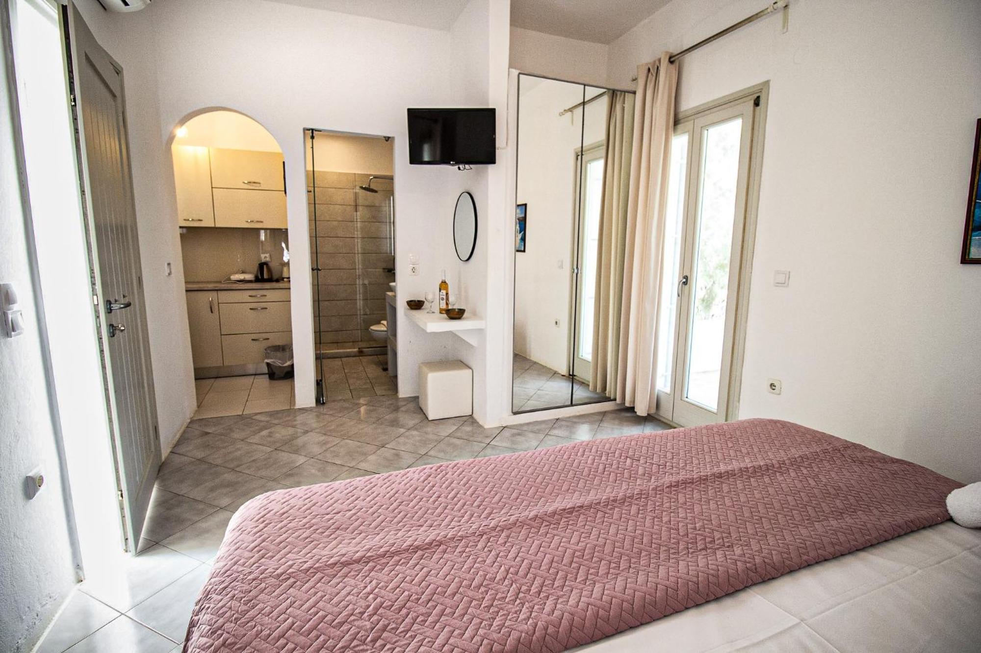 Mika Bungalows ناوسا المظهر الخارجي الصورة